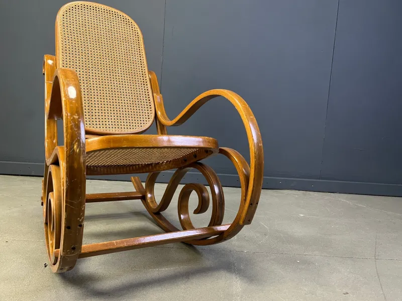 Pamono Vintage Rocking Chair in the style of Thonet, 1960s> Rocking Chairs