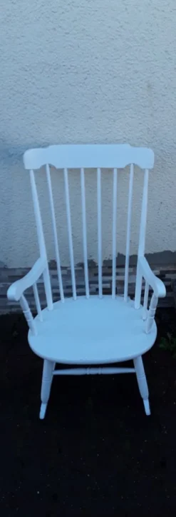 Hot Pamono Vintage Rocking Chair in White-Painted Beech, 1970s