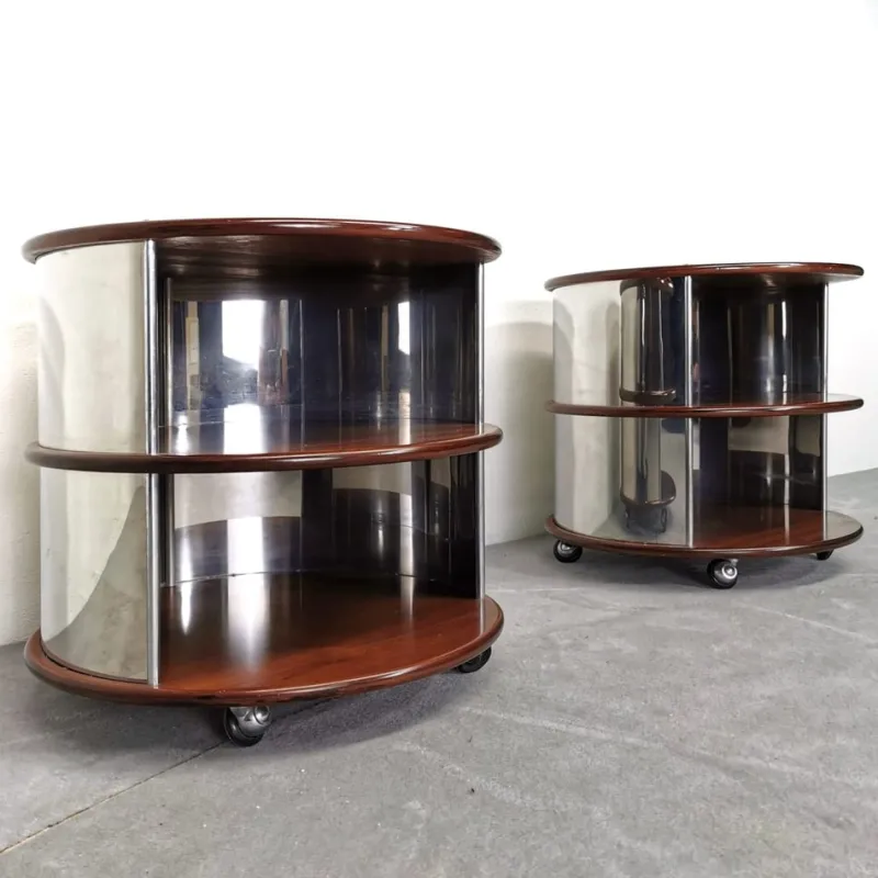 Pamono Vintage Round Bedside Tables in Walnut and Steel, 1970s, Set of 2> Nightstands