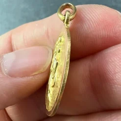 Pamono Vintage Saint Christopher 18k Yellow Gold Charm Pendant, 1950s
