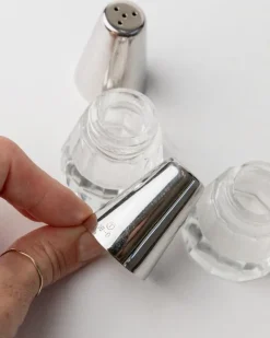 Pamono Vintage Salt and Pepper Shakers in Silver-Plated and Glass, 1950s, Set of 2><noscript><img width=