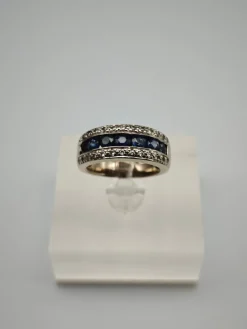 Pamono Vintage Sapphire Ring with Diamonds, 1970><noscript><img width=