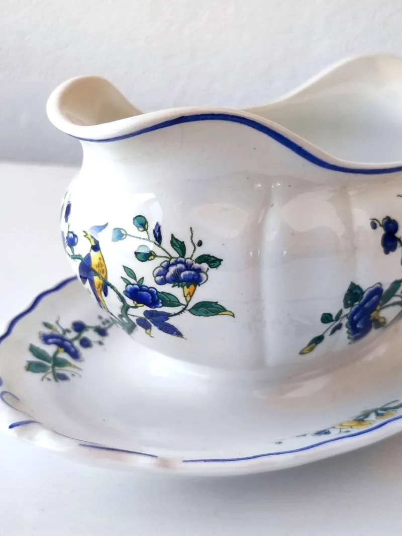 Pamono Vintage Sauceboat with Phoenix Blau Decoration from Villeroy & Boch, 1970s> Serving Dishes