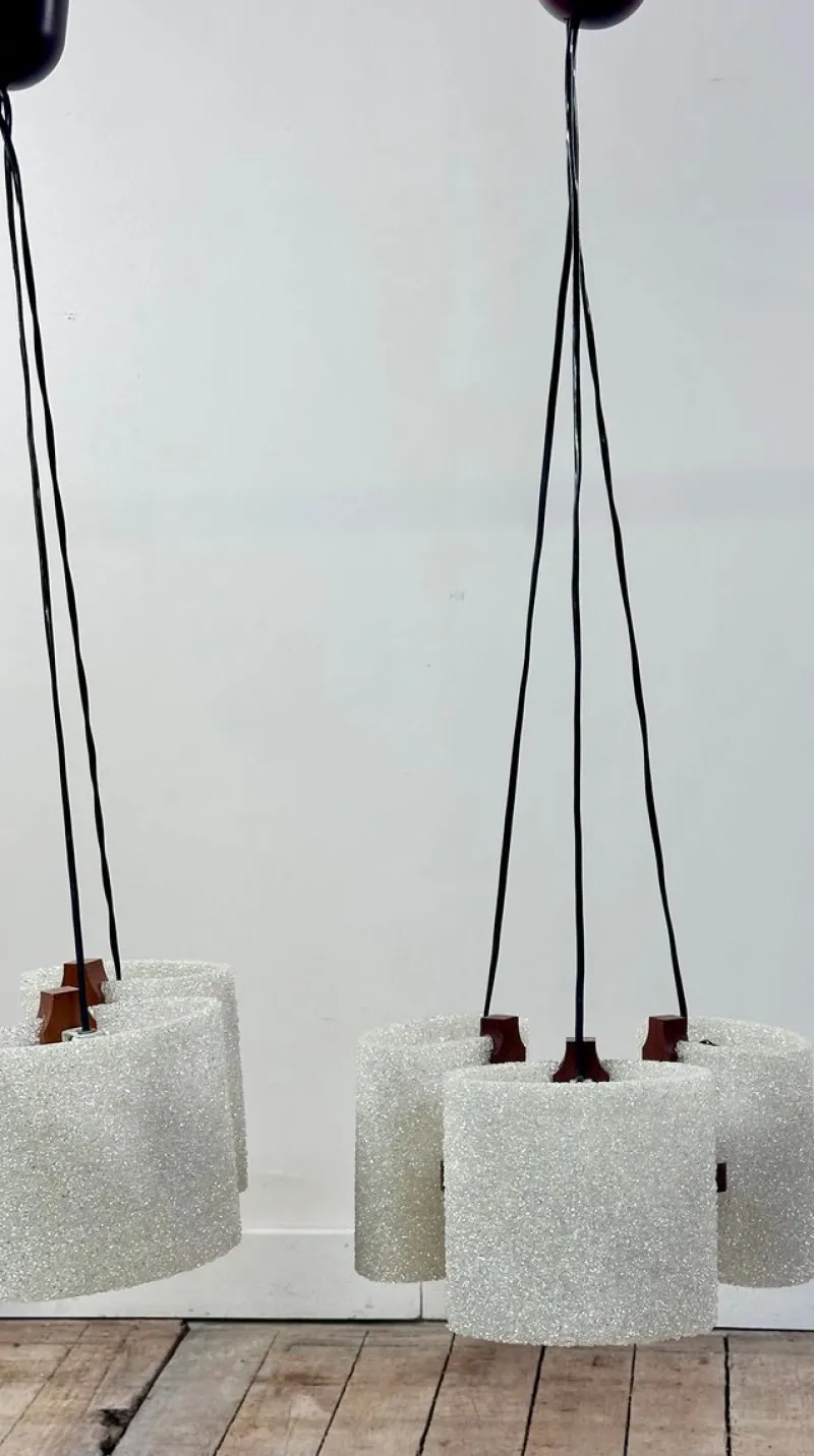 Pamono Vintage Scandinavian Teak and Acrylic Pendants, 1960s, Set of 2> Ceiling Lights