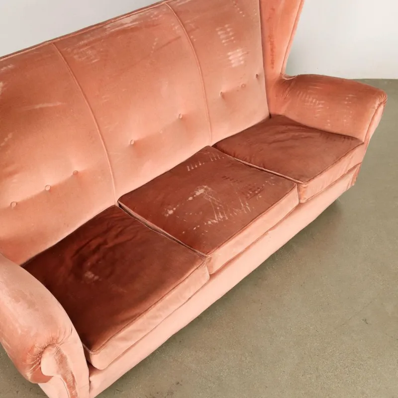 Pamono Vintage 3-Seater Velvet Sofa, Italy, 1950s> Couches & Sofas