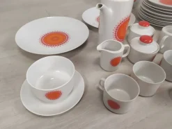 Online Pamono Vintage Service Table from Winterling, Bavaria, Set of 47