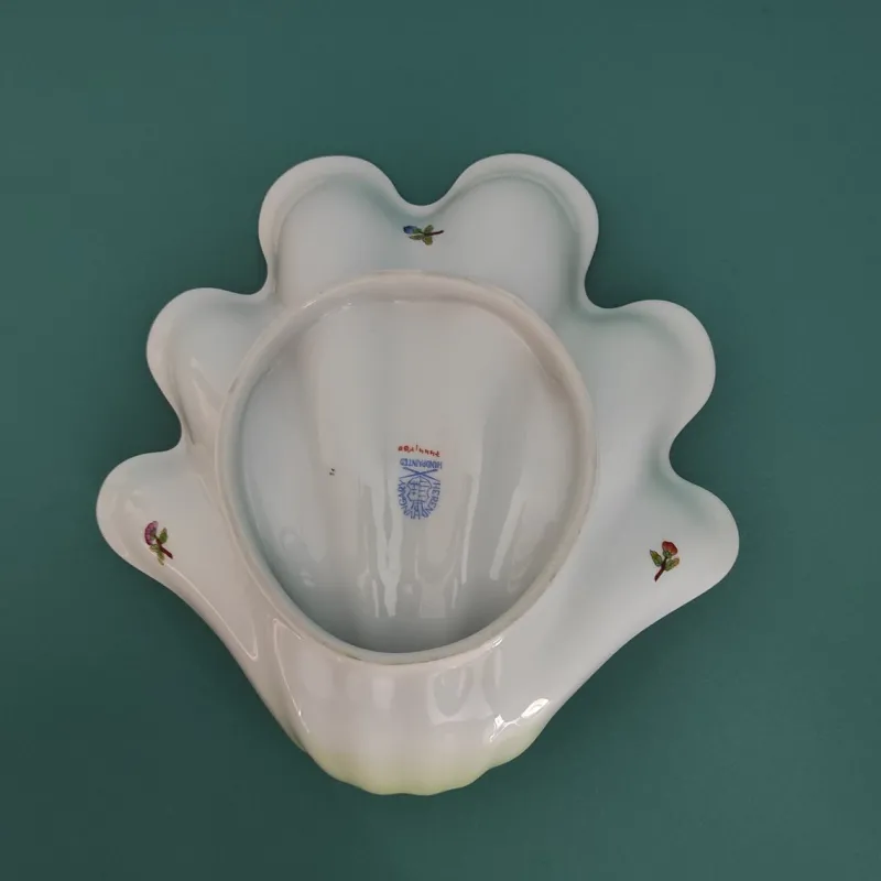 Pamono Vintage Shell Plate from Herend, 1970s> Serving Dishes