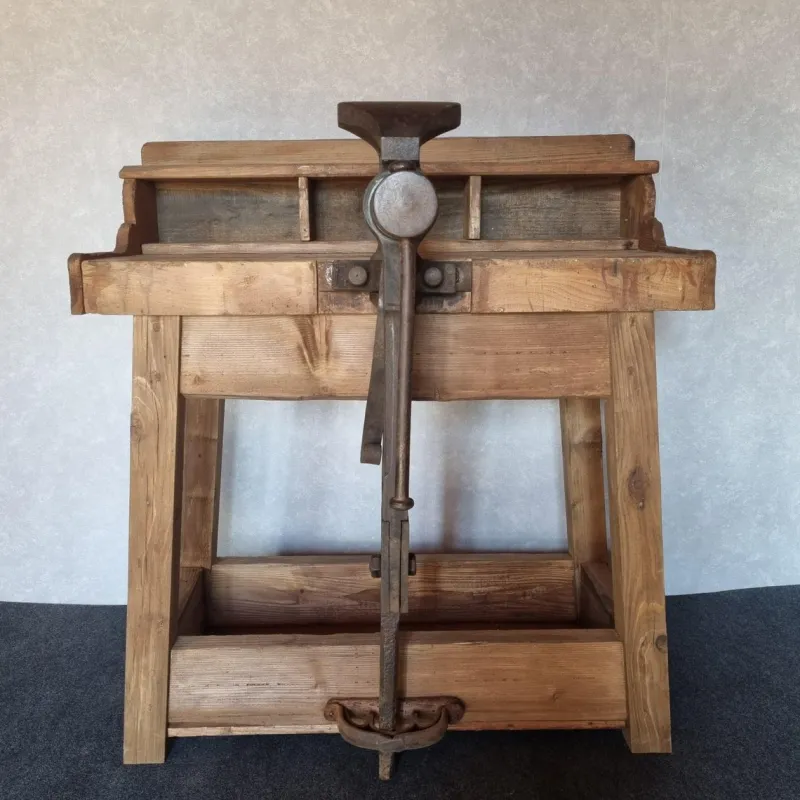 Pamono Vintage Shoemakers Workbench, 1930s