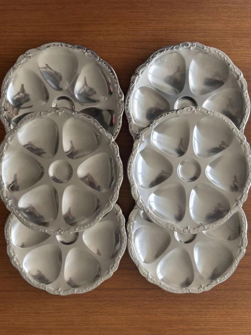 Pamono Vintage Silver-Plated Oyster Plates, Set of 6> Dinner Plates & Bowls