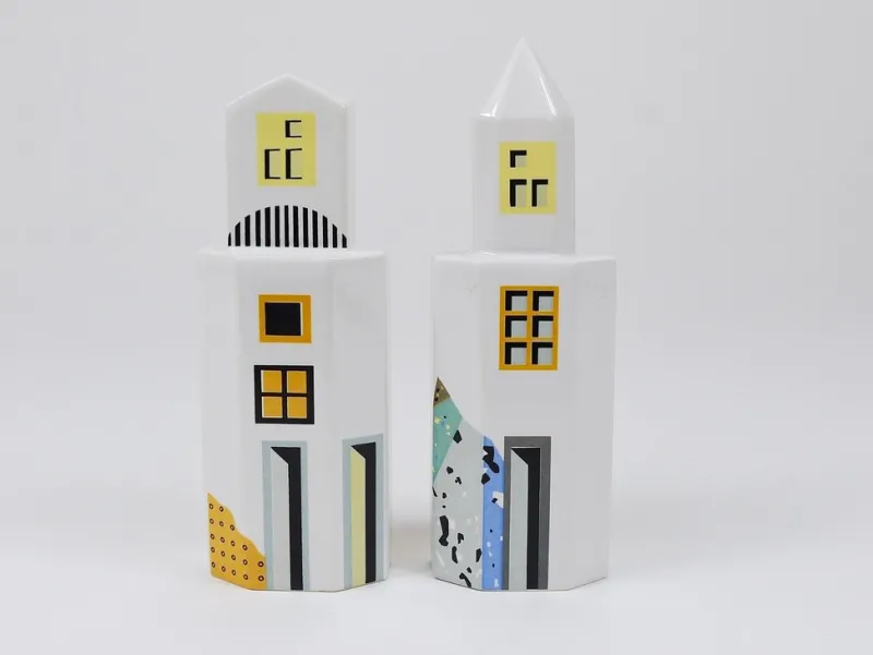 Hot Pamono Vintage Skyscraper Salt and Pepper Shakers by Heide Warlamis, 1990, Set of 2
