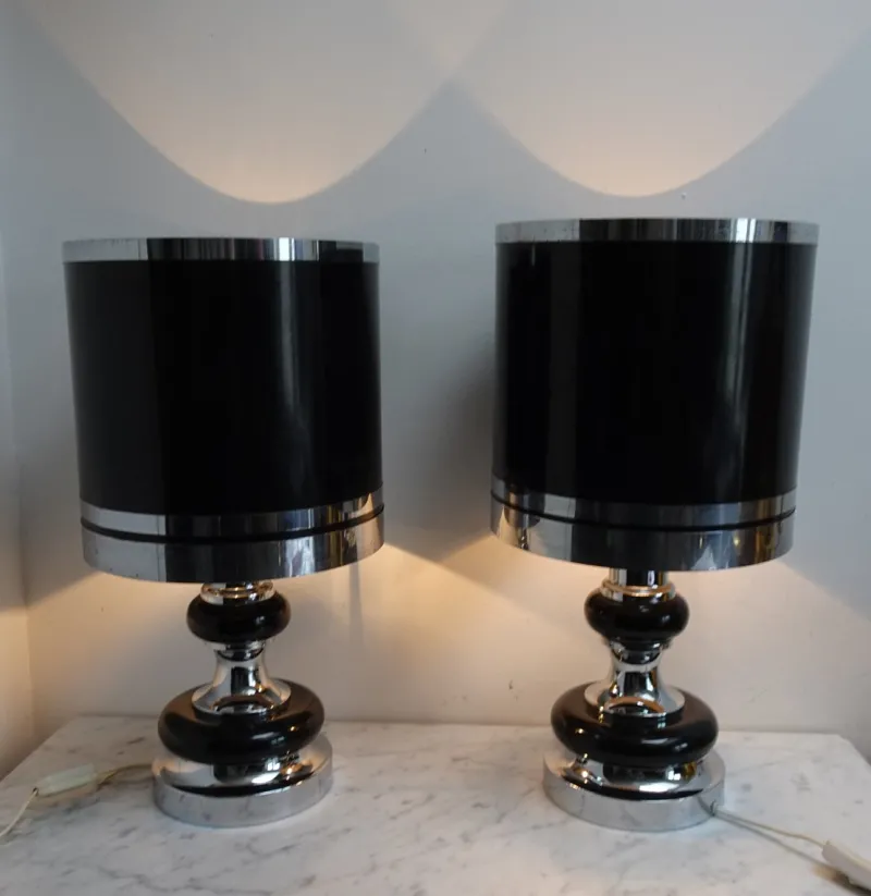 Pamono Vintage Space Age Chrome and Black Table Lamps from Massive, 1970s, Set of 2> Table Lamps