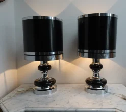 Pamono Vintage Space Age Chrome and Black Table Lamps from Massive, 1970s, Set of 2><noscript><img width=