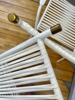 Pamono Vintage Spaghetti Garden Chairs in White in the style of Mauser, 1960s, Set of 2><noscript><img width=