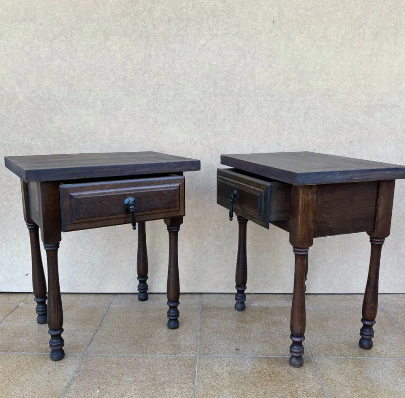 Pamono Vintage Spanish Bedside Tables with Drawer, 1940, Set of 2> Nightstands