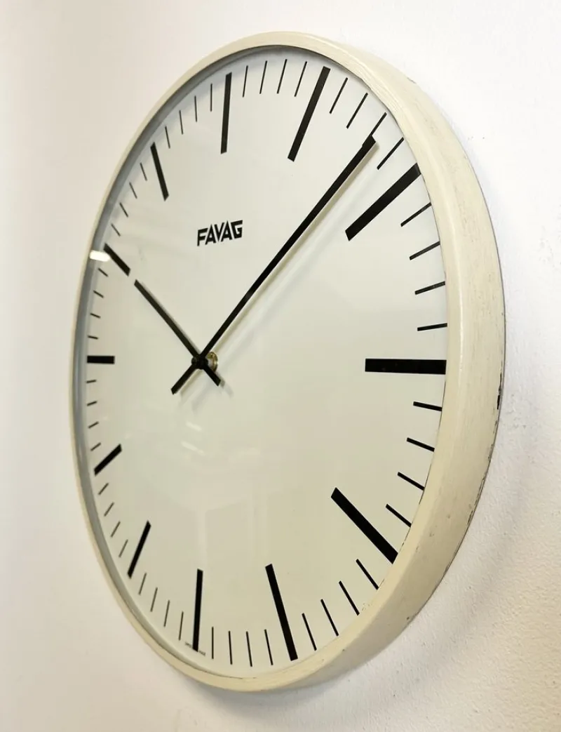 Hot Pamono Vintage Swiss Beige Wall Clock from Favag, 1970s