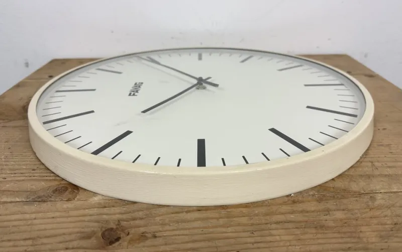 Hot Pamono Vintage Swiss Beige Wall Clock from Favag, 1970s