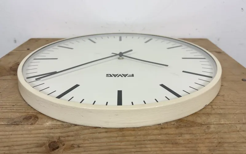 Hot Pamono Vintage Swiss Beige Wall Clock from Favag, 1970s
