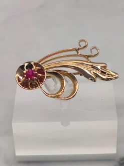 Pamono Vintage Synthetic Ruby Gold Brooch by Eino Westerback><noscript><img width=