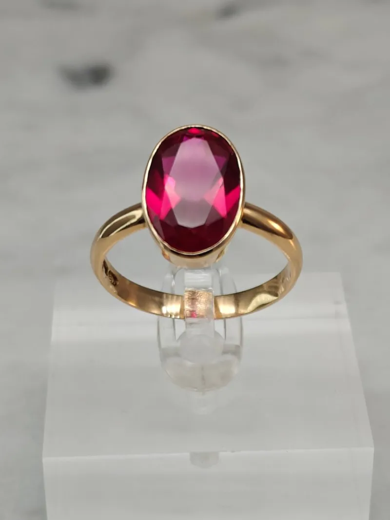 Pamono Vintage Synthetic Spinel Gold Ring, 1946> Rings