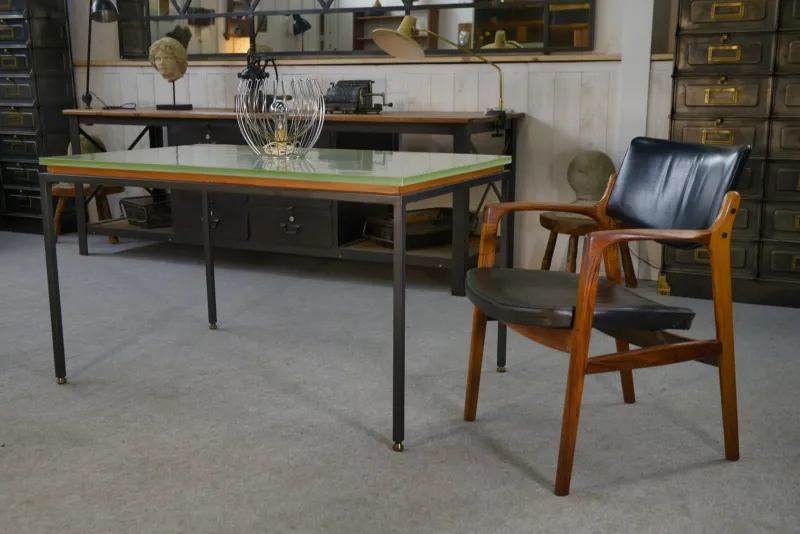New Pamono Vintage Table in Glass and Black Lacquered Metal, 1960s