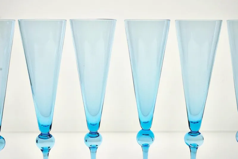 Pamono Vintage Tall Flutes in Murano Glass by Cenedese, 1950, Set of 6> Glassware