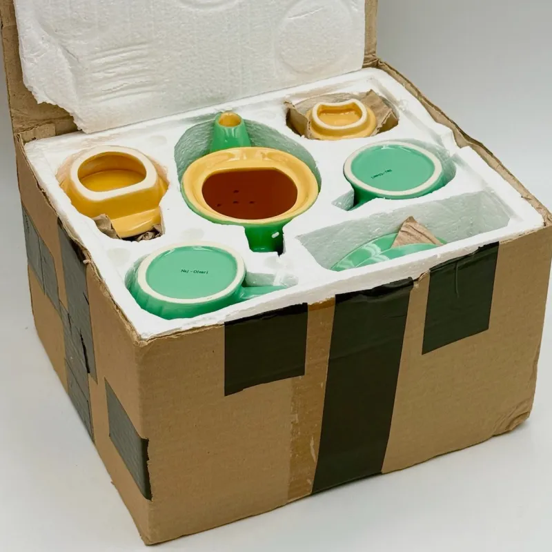 Clearance Pamono Vintage Tea Service by Massimo Iosa Ghini for Memphis Naj Oleari, 1980s, Set of 13