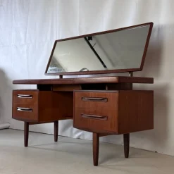 Pamono Vintage Teak Fresco Dresser by Viktor Wilkins for G-Plan, 1960s><noscript><img width=