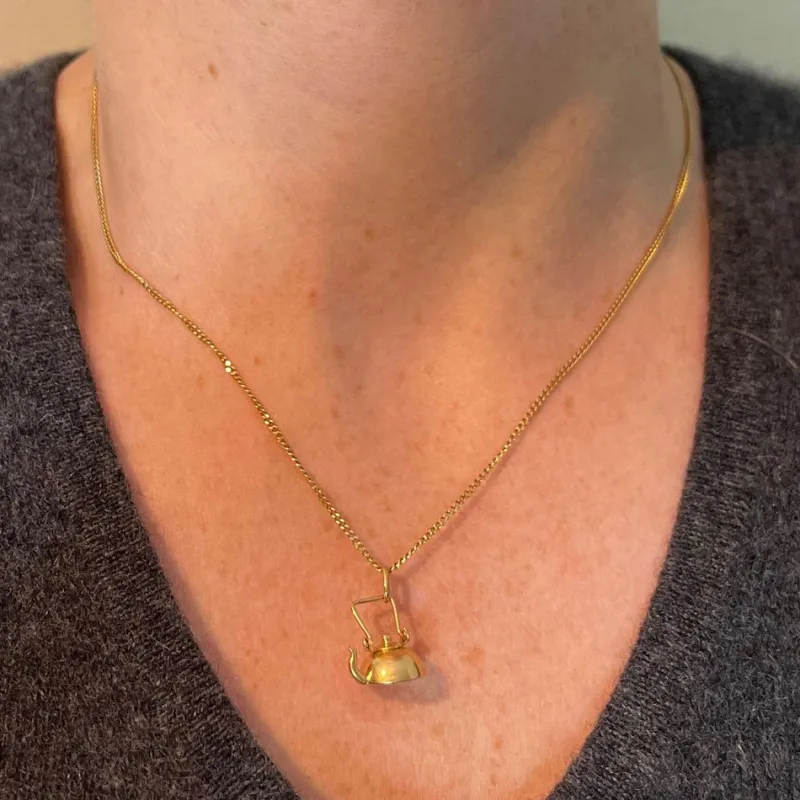 Pamono Vintage Teapot 18k Yellow Gold Charm Pendant, 1960s> Necklaces