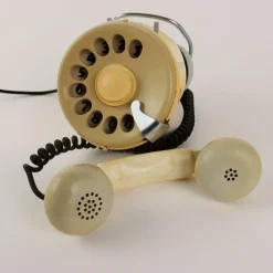 Pamono Vintage Telephone in Plastic from Bobo Telcer, 1971><noscript><img width=