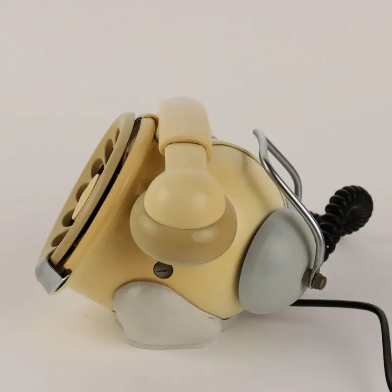 Pamono Vintage Telephone in Plastic from Bobo Telcer, 1971> Electronics