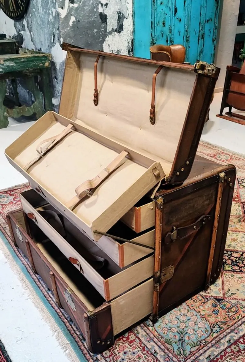 Pamono Vintage Travel Trunk, 1940s> Trunks Crates & Baskets