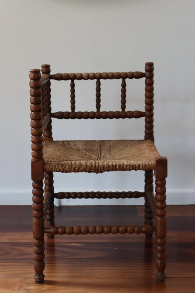 Pamono Vintage Turned Wood Corner Chair, 1950s> Side Chairs & Dining Chairs