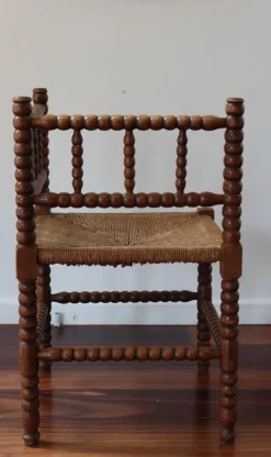 Pamono Vintage Turned Wood Corner Chair, 1950s><noscript><img width=