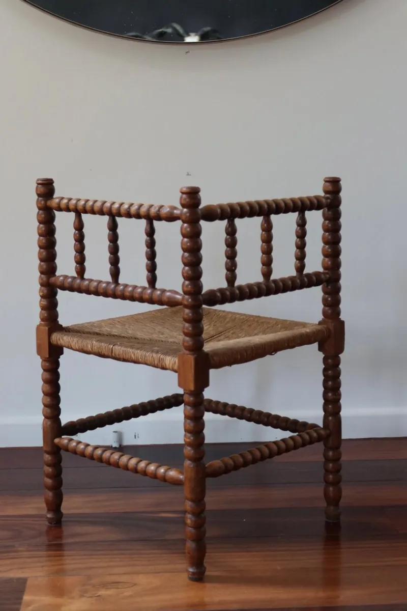 Pamono Vintage Turned Wood Corner Chair, 1950s> Side Chairs & Dining Chairs
