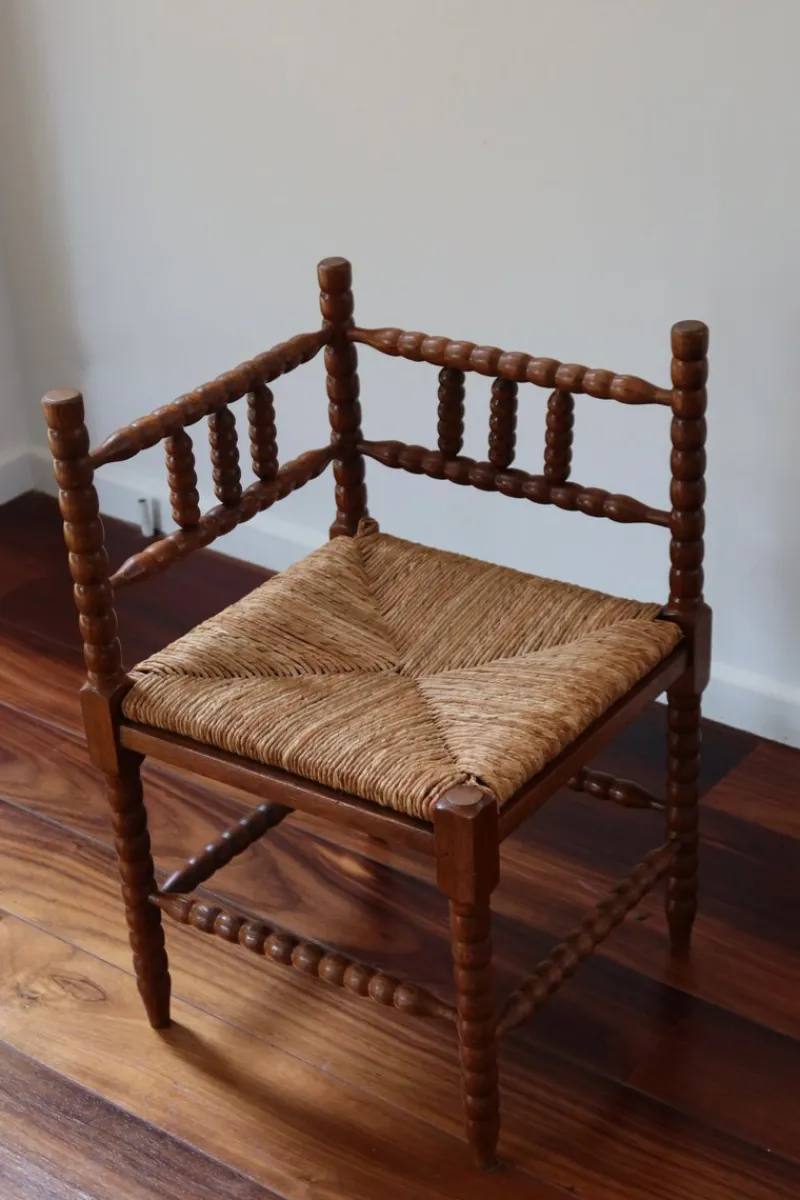 Hot Pamono Vintage Turned Wood Corner Chair, 1950s