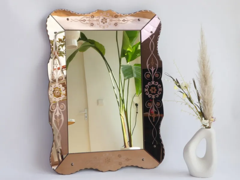 Pamono Vintage Venetian Rectangular Rose Wall Mirror with Floral Details and Cut Glass, Italy, 1960s> Mirrors