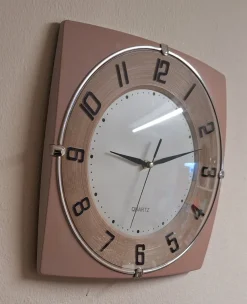 Sale Pamono Vintage Wall Clock with Beige Plastic Case by Glunz, 1990s