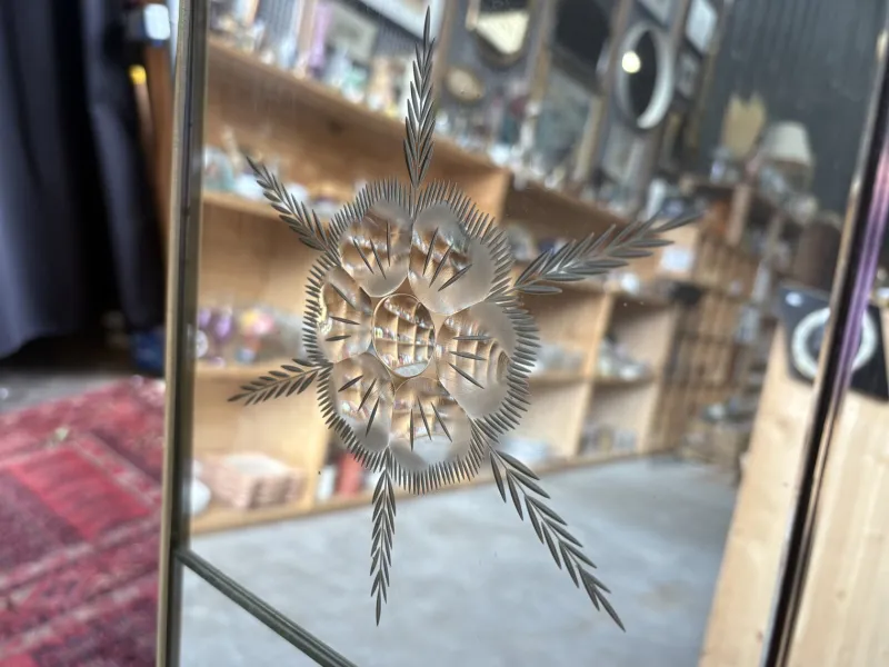 Online Pamono Vintage Wall Mirror with Refined Floral Engravings, 1960s