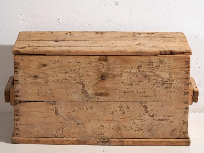 New Pamono Vintage Washed Wood Trunk, 1920