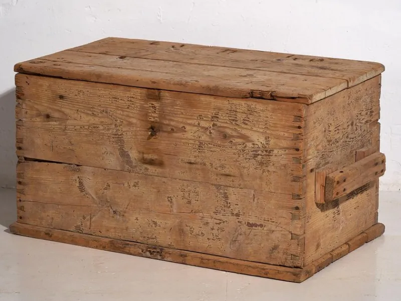 New Pamono Vintage Washed Wood Trunk, 1920