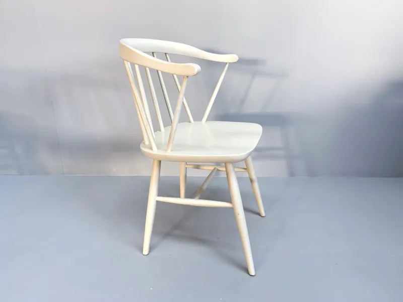 Best Pamono Vintage White Lacquered Spindle Chairs from Nesto, 1960s, Set of 4