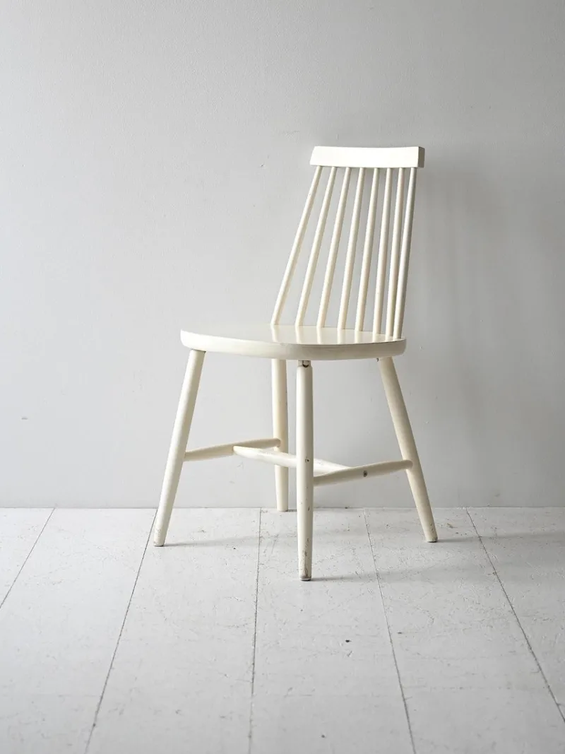 Pamono Vintage White Pinstolar Chairs, 1960s, Set of 6> Garden Seating