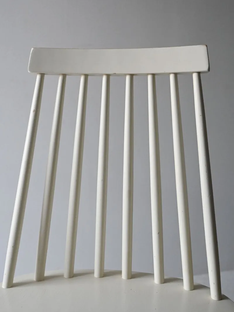 Pamono Vintage White Pinstolar Chairs, 1960s, Set of 6> Garden Seating