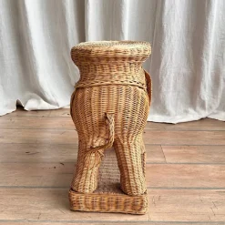 Pamono Vintage Wicker & Rattan Elephant Pedestal in the style of Vivai Del Sud, 1960s><noscript><img width=