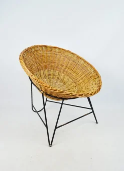 Pamono Vintage Wicker Armchair, 1970s> Garden Seating