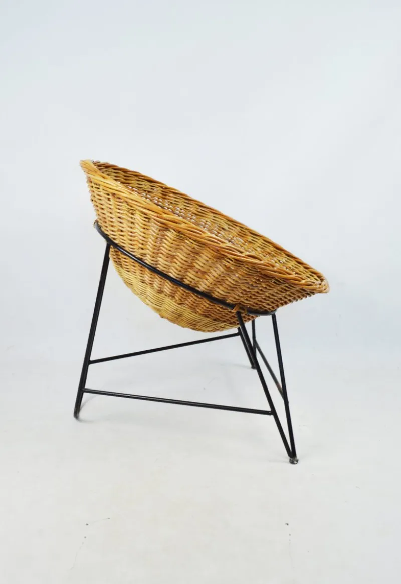 Pamono Vintage Wicker Armchair, 1970s> Garden Seating