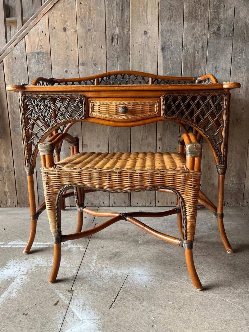 Pamono Vintage Wicker Dressing Table with Matching Stool, Set of 2