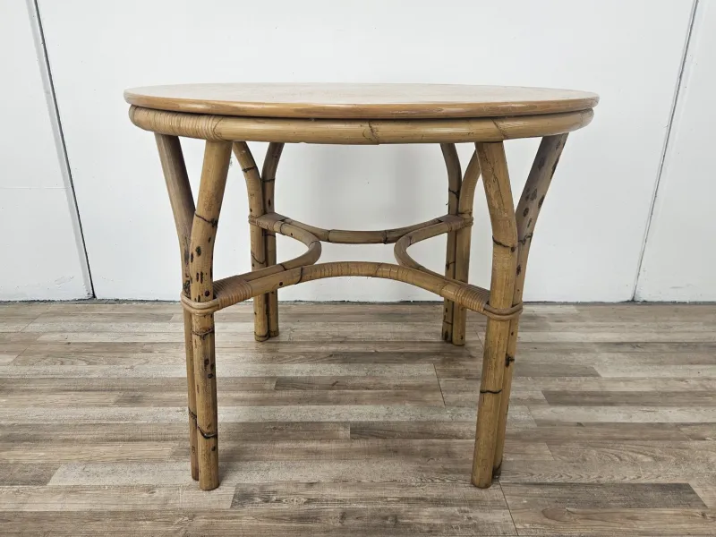 Pamono Vintage Wicker Outdoor Table and Chairs, 1970s, Set of 3> Garden Seating