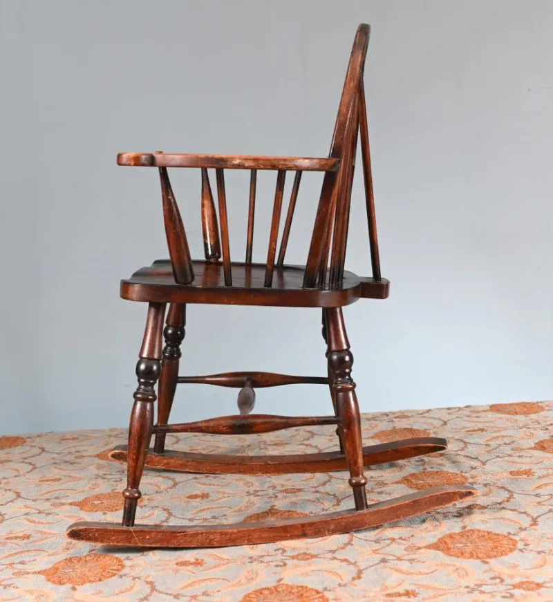 Outlet Pamono Vintage Windsor Rocking Chair, 1930