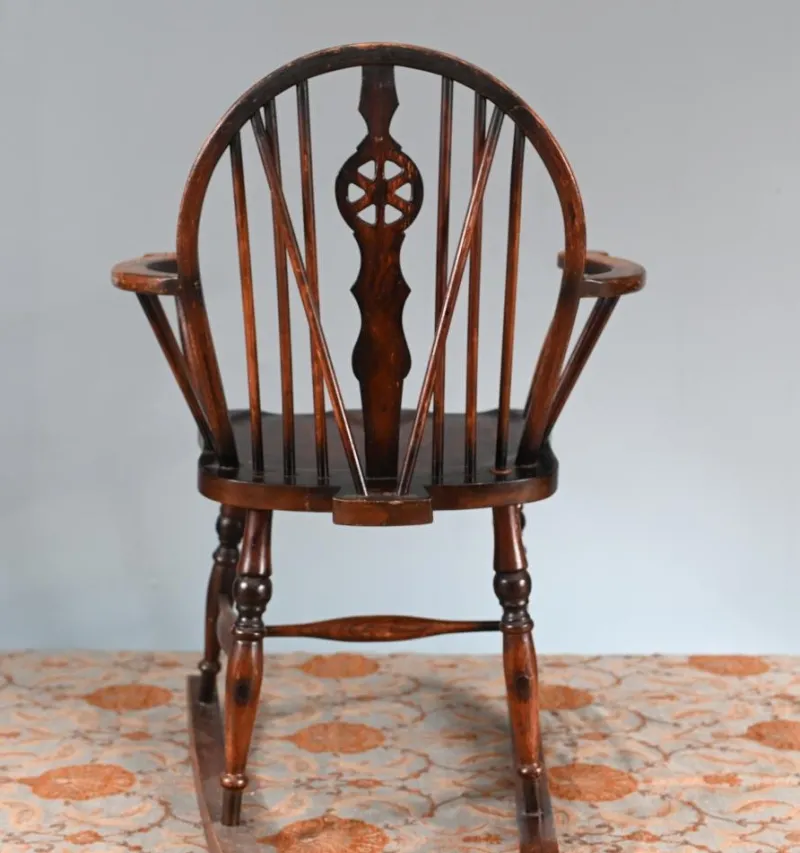 Outlet Pamono Vintage Windsor Rocking Chair, 1930